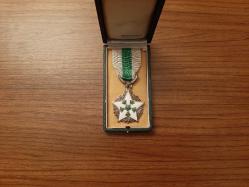 SURİYE 2.DERECE SİVİL LİYAKAT NİŞANI - MADALYA KUTULU NADİR ÇIKAR B9450