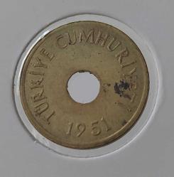 1951 DELİKLİ 1 BİR KURUŞ ORİJİNAL MADENİ PİRİNÇ ÇİLALTI BBB2Y1