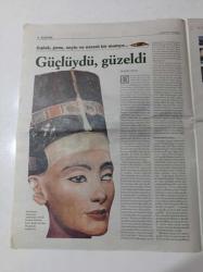 Cumhuriyet Dergi Gazetesi - 25 Ağustos 2003 - Sayı 909 - Kraliçe Nefertiti Bulundu Mu- Genlerinize Göre Yiyip İçin - 30 Yıl Sonra Uçuş Korkusu Ve Erica Jong - Bir Sinema Ustası Erica Jong