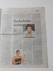 Cumhuriyet Dergi Gazetesi - 25 Ağustos 2003 - Sayı 909 - Kraliçe Nefertiti Bulundu Mu- Genlerinize Göre Yiyip İçin - 30 Yıl Sonra Uçuş Korkusu Ve Erica Jong - Bir Sinema Ustası Erica Jong