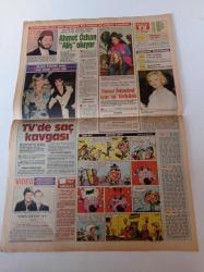 Milliyet Renk Gazetesi - 8 Ağustos 1984- Kenan Kalav Fotoğrafı - Hidiv Kasrı - Av Fotoroman - Salih Güney - Bahar Öztan - Ahmet Özhan