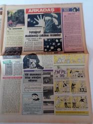 Milliyet Renk Gazetesi - 27 Mayıs 1984 - Almanya'daki Süper Türk Kızı Renan Demirkan Fotoğrafı - Trabzonspor Yazı Dizisi - Necip Fazıl Kısakürek'in Oğlu Mehmet Kısakürek Babasının Kitaplarını Basıyor - Rahmi Koç - Sakıp Sabancı - Semra Özal - Gönül Yazar