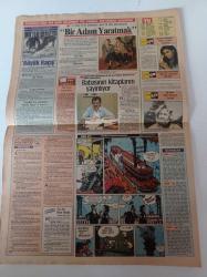 Milliyet Renk Gazetesi - 27 Mayıs 1984 - Almanya'daki Süper Türk Kızı Renan Demirkan Fotoğrafı - Trabzonspor Yazı Dizisi - Necip Fazıl Kısakürek'in Oğlu Mehmet Kısakürek Babasının Kitaplarını Basıyor - Rahmi Koç - Sakıp Sabancı - Semra Özal - Gönül Yazar