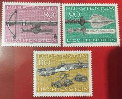 ANTİK SİLAH  TEMA.LİECHTENSTEİN 3 LÜ  SERi PUL.1980 DAMGASIZ