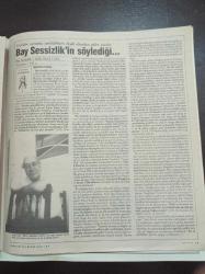 Cumhuriyet Kitap Gazetesi - 2 Kasım 1990 - Sayı 37 -  Yine İmam Gazali Üstüne -9. İstanbul Kitap Fuarı - Devlete Karşı Bir Ozan Nazım Hikmet - Onur Yazarı Aziz Nesin - Melih Cevdet Anday - Bulat Okucava - Sten Nadolny- Abdüllatif Laabi