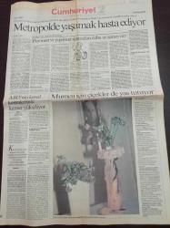 Cumhuriyet 2 Gazetesi - 24 Ocak 1994 - Sayı 24946 - Uğur Mumcu İçin Çiçekler De Yas Tutuyor - İdil Biret Fotoğrafı - Lezbiyen Bir İlişkiyi Ele Alan Türk Filmi Düş Gezginleri - Lale Mansur