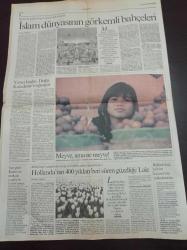 Cumhuriyet 2 Gazetesi - 24 Ocak 1994 - Sayı 24946 - Uğur Mumcu İçin Çiçekler De Yas Tutuyor - İdil Biret Fotoğrafı - Lezbiyen Bir İlişkiyi Ele Alan Türk Filmi Düş Gezginleri - Lale Mansur