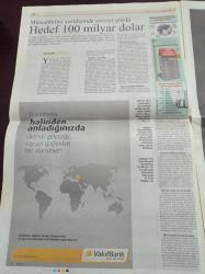 Hürriyet 65. Yıl Gazetesi - 1 Mayıs 2013 - Emlak Finans Gazetesi - Serbest Piyasa Kurulu Başkanı Vahdettin Ertaş - Borsa İstanbul Başkanı İbrahim Turhan - Jetgillerin Evinde Oturmaya Ne Dersiniz - 2023'te Türkiye'nin Kalbi İstanbul'da Atacak