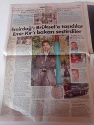 Hürriyet Pazar Gazetesi - 1 Ağustos 2004 - Oğuz Aral Anısına Son Gırgır - Stelyo Pipis Fotoğrafı - Avrupa'nın Emirdağlı Bakanı Emir Kır - Latif Demirci - Arman Kırım