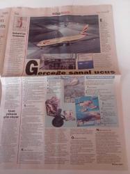 Hürriyet Pazar Gazetesi - 1 Eylül 2002 -Zaza Enden- Falih Rıfkı'nın Kaleminden Atatürk'ün Köpeği Şımarık Foks - Bu Resimleri 12 Rus Ressam Moskova'da Yaptı - Kemal Derviş - Nilüfer Göle - Şerif Mardin - Sucuk Döneri Kim Yarattı
