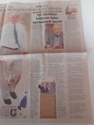 Hürriyet Pazar Gazetesi - 1 Eylül 2002 -Zaza Enden- Falih Rıfkı'nın Kaleminden Atatürk'ün Köpeği Şımarık Foks - Bu Resimleri 12 Rus Ressam Moskova'da Yaptı - Kemal Derviş - Nilüfer Göle - Şerif Mardin - Sucuk Döneri Kim Yarattı