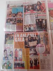 Sözcü Şık Gazetesi - 11 Mart 2015 - Özge Özpirinçci Fotoğrafı - Atilla Taş'ın Twitter Kapakları Kitap Oldu - Azra Akın - Acun Ilıcalı - Arda Turan - Chanelde Kahvaltı - Erkan Petekkaya - Sinan Akçıl - Ediz Hun - Türkan Şoray - Filiz Akın