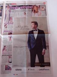 Sözcü Pazar Gazetesi - 30 Nisan 2017 - Modacı Cengiz Abazoğlu Kadın Şiddetine Tahammül Edemiyorum - İrem Derici Üç Burun Bir Göğüs Sayısız Botoks Yaptırdım - Mazhar Alanson - Özge Ulusoy - Elçin Sangu