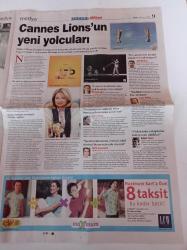 Milliyet Pazar Gazetesi - 18 Nisan 2004 - Yönetmen Yeşim Ustaoğlu Fotoğrafı-Radyonun Adı Kırmızı -Haluk Bilginer - Tamer Karadağlı - Zuhal Olcay - Arkası Yarın - 93'lük Maratoncu Singh Yeni Reklam Starı