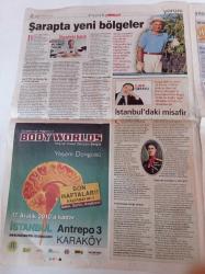 Milliyet Pazar Gazetesi - 21 Kasım 2010 - Müslüm Gürses - Ahmet Kaya - Vedat Milor- Ünlü Yönetmenler Kızların Okula Girebilmesi İçin Fotoğraf Çekti - Mustafa Altıoklar - Çağan Irmak - Ümit Ünal - Handan İpekçi - Ezel Akay - Derviş Zaim Fotoğrafı