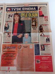 Star Box Gazetesi - 24 Ağustos 2002 - Deniz Akkaya Fotoğrafı - Kuşum Aydın - Erol Evgin - Ece Erken - Passa Parola - Müjde Ar - Tarık Akan - Petek Dinçöz - Demet Akalın