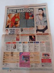 Star Box Gazetesi - 24 Ağustos 2002 - Deniz Akkaya Fotoğrafı - Kuşum Aydın - Erol Evgin - Ece Erken - Passa Parola - Müjde Ar - Tarık Akan - Petek Dinçöz - Demet Akalın