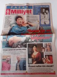 Milliyet Pazar Gazetesi - 25 Ağustos 2002 - Recep Tayyip Erdoğan -Trabzonspor'un Güney Koreli Futbolcusu Lee Eul Yong Fotoğrafı - Rus Pop Grubu Tatu'yu Lezbiyen İmajı Ünlü Yaptı - Gülben Ergen - Yılmaz Erdoğan - Sibel Can