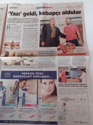 Milliyet Pazar Gazetesi - 25 Ağustos 2002 - Recep Tayyip Erdoğan -Trabzonspor'un Güney Koreli Futbolcusu Lee Eul Yong Fotoğrafı - Rus Pop Grubu Tatu'yu Lezbiyen İmajı Ünlü Yaptı - Gülben Ergen - Yılmaz Erdoğan - Sibel Can