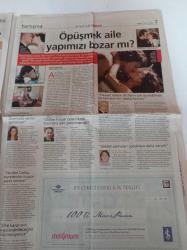 Milliyet Pazar Gazetesi - 4 Ekim 2009 - Ivana Sert Fotoğrafı - Gösterime Yönetmensiz Giren Film Mazi Yarası - Madonna - Nilüfer Açıkalın - Kıvanç Tatlıtuğ - Beren Saat - Scarlett Johansson - İsrail Başkonsolosu Moshe Kamhi