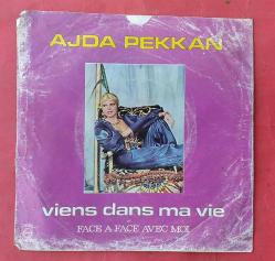 Plak Kabı (Sadece Kapak): Ajda Pekkan - Viens Dans Ma Vie / Face A Face Avec Moi