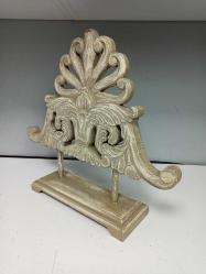 Eskilerden Tümüyle El Yapımı Ahşap Alem