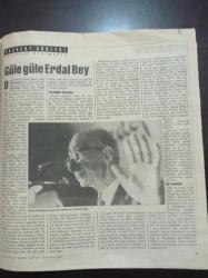 Cumhuriyet Dergi Gazetesi - 12 Eylül 1993 - Sayı 390 - Güle Güle Erdal İnönü -Casus Mühendisler - Steven Spielberg - Jurassic Park - Rock'n Roll Kazaları - Kentlerde Yapay Dağlar - Şalom Filistin