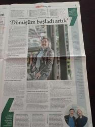 Cumhuriyet Pazar Gazetesi - 3 Kasım 2019 - Sayı 1547 - Ercan Kesal Ve Ahmet Ümit Fotoğrafı - Vladimir Putin'in Siyaset Araçları - Müzisyen Selen Beytekin Sıra Dışı Sesiyle Caz Söylüyor - Tokyo Olimpiyatları İçin Geri Sayım