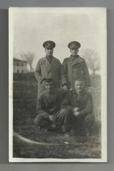 İKİ SUBAY İKİ ER ESKİLERDEN BİR FOTOĞRAF...