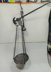 P78-----DEKORATİF PİRİNÇ DÖKÜM REPLİKA TERAZİ