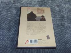 ESKİMOLAR NEREDE YAŞAR?-BOB HOSKINS-SERGIUSZ ZYMELKA.SIFIR AYARINDA TEMİZ PROBLEMSİZ VCD FİLMDİR.