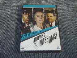 BAYAN DAISY'NİN ŞOFÖRÜ-DRIVING MISS DAISY-MODERN KLASİKLER..SIFIR AMBALAJINDA  DVD FİLMDİR.