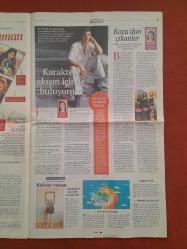 Cumhuriyet Pazar Gazetesi 25 Eylül 2022 Paris'te Madalya Düş Değil,Bu Yıl Onun Yılı Olacak,İnsanlığı Yaşama Bağlayan Köprüler,İki Farklı Dünya: Hacı Bektaş ve Mevlana,Civan Canova Anısına: Atatürk'ün Sanat Devrimi,Hepsi Birer Kahraman,Her Şey Altın İçin