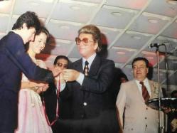 Efemera - Zeki Müren, nikah töreninde yüzük takıyor - Orijinal 10x15 fotoğraf - kitantik - kitaLog