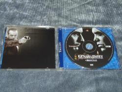 GÜNAHA DAVET-A BRONX TALE-ROBERT DE NIRO..SIFIR AYARINDA TEMİZ PROBLEMSİZ VCD FİLMDİR.