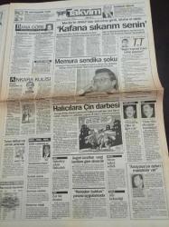 Takvim Gazetesi - 23 Nisan 1996 - Zeynep Özal 3 Trilyon İstiyor - Meclis'te Silaha El Atıldı Kafana Sıkarım - ABD'li Mina Sorvino'ya İngiliz Oscar'ı- Marlboro Ve Camel 80 Bin Lira Oldu - 23 Nisan Coşkusu