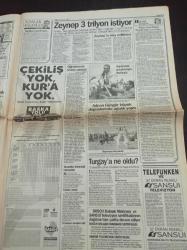 Takvim Gazetesi - 23 Nisan 1996 - Zeynep Özal 3 Trilyon İstiyor - Meclis'te Silaha El Atıldı Kafana Sıkarım - ABD'li Mina Sorvino'ya İngiliz Oscar'ı- Marlboro Ve Camel 80 Bin Lira Oldu - 23 Nisan Coşkusu