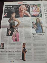 Cumhuriyet Pazar Gazetesi - 3 Haziran 2012 - Sayı 1367 - Sulukule Tatsız -Angelina Jolie ve Brad Pitt Fotoğrafı - Jennifer Lopez - Marilyn Monroe - Siyasi Porno- Sporcu Aktör Murat Tavman