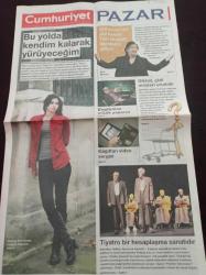 Cumhuriyet Pazar Gazetesi - 9 Aralık 2012 - Sayı 1394 - Taner Barlas -Nesrin Cavadzade Fotoğrafı - Al Pacino'nun Akıl Hocası Tom Brangle İstanbul'a Geliyor - Rutkay Aziz - Sokrates - Galileo - Kağıttan Video Serisi