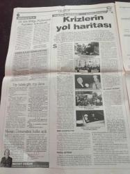 Star Box Gazetesi - 3 Mayıs 2003 - Ünlülerin Selülit Sorunu - Gülben Ergen - Hülya Avşar - Victoria Beckham - Jennifer Lopez - Türkiye Cumhuriyeti'nin İlk Parasını Pulunu Kimin Çizdiğini Biliyor Musunuz - Maça Ası Saddam Hüseyin