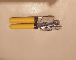 İTALYA MALI P.L.P. MARKA KONSERVE AÇACAĞI. KONDİSYON YÜKSEK KOLEKSİYONLUK NADİR. MEKANİZMASI SORUNSUZ ÇALIŞIYOR