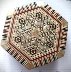 SEDEF KAKMALI ALTIGEN MÜCEVHER KUTUSU