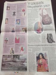 Cumhuriyet Haftasonu Gazetesi - 25 Nisan 2009 - Sayı 152 -  Manga Müzik Grubu - Oyuncu Tayanç Ayaydın Fotoğrafı -İnsanı Yutan Şehir - 100 Yıllık İşçi Bayramı - Açın Atatürk Kültür Merkezi'nin Kapılarını - Miss Turkey
