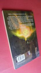 BAŞKA ÖYKÜLER KARANLIK TILSIMLI VE TUHAF - BİRİNCİ BASKI