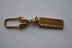 AK SİGORTA  GOLD  ANAHTARLIK   ESKİLERDEN ANAHTARLIK SORUNSUZ KOLLEKSİYONLUK (KİTAP RAF KUTU