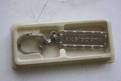 AK SİGORTA  GOLD  SIFIR KUTULU   ANAHTARLIK   ESKİLERDEN ANAHTARLIK SORUNSUZ KOLLEKSİYONLUK (KİTAP RAF KUTU