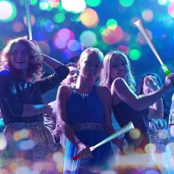 ışıklı çubuk fiber Fiber Optik çubuklar Parlayan Fiber Parlayan çubuklar Yanıp Sönen LED Işıklar Peri Değnek Oyuncak Çubuk Pille Çalışan Parlayan Çubuklar Eğlenceli Parlayan Doğum Günü Partisi Hediyesi dış rengi  (Pembe, Yeşil, Mavi, Beyaz)