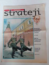 Cumhuriyet Strateji Gazetesi - 23 Ağustos 2004 - Sayı 8 - Vladimir Putin Fotoğrafı - Rusya'nın Dış Politikası Ve Küresel Çabaları - Birleşmiş Milletler'de Rusya Batı Çekişmesi -- Avrupa Güvenlik Savunma Politikası Ve Türkiye