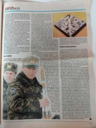 Cumhuriyet Strateji Gazetesi - 23 Ağustos 2004 - Sayı 8 - Vladimir Putin Fotoğrafı - Rusya'nın Dış Politikası Ve Küresel Çabaları - Birleşmiş Milletler'de Rusya Batı Çekişmesi -- Avrupa Güvenlik Savunma Politikası Ve Türkiye