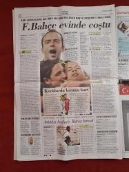 Cumhuriyet Gazetesi 7 Kasım 2010 Avrupa İzleniyor,Onu İndireceğim,Kadınlar AKP'ye Karşı Yürüyor,Partide Barış Dışta Mücadele,Balbay'ın İsteği Kabul Edildi,Bahçeli Hezeyan İçinde,Fenerbahçe Evinde Coştu,Koridorda Kırmızı Kart,Antalya Başladı Bursa Bitirdi,Sultanlar Fırtına Gibi,Hagi 3 Puan İstedi